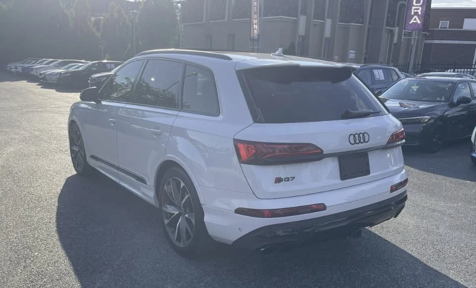 2023 Audi SQ7 - Image 5 of 10