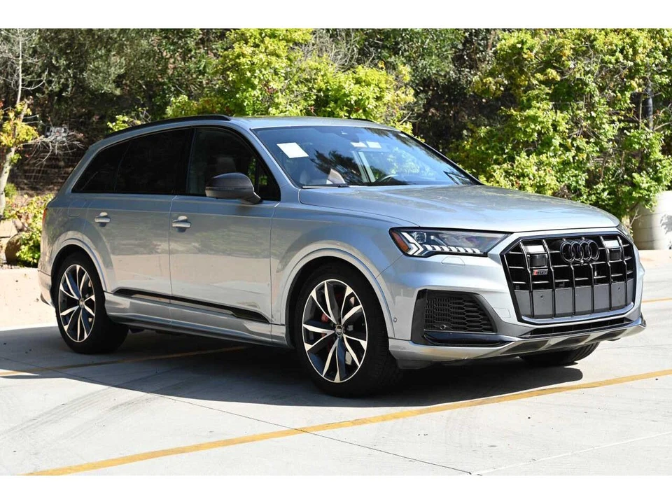 2023 Audi SQ7 - Image 3 of 21