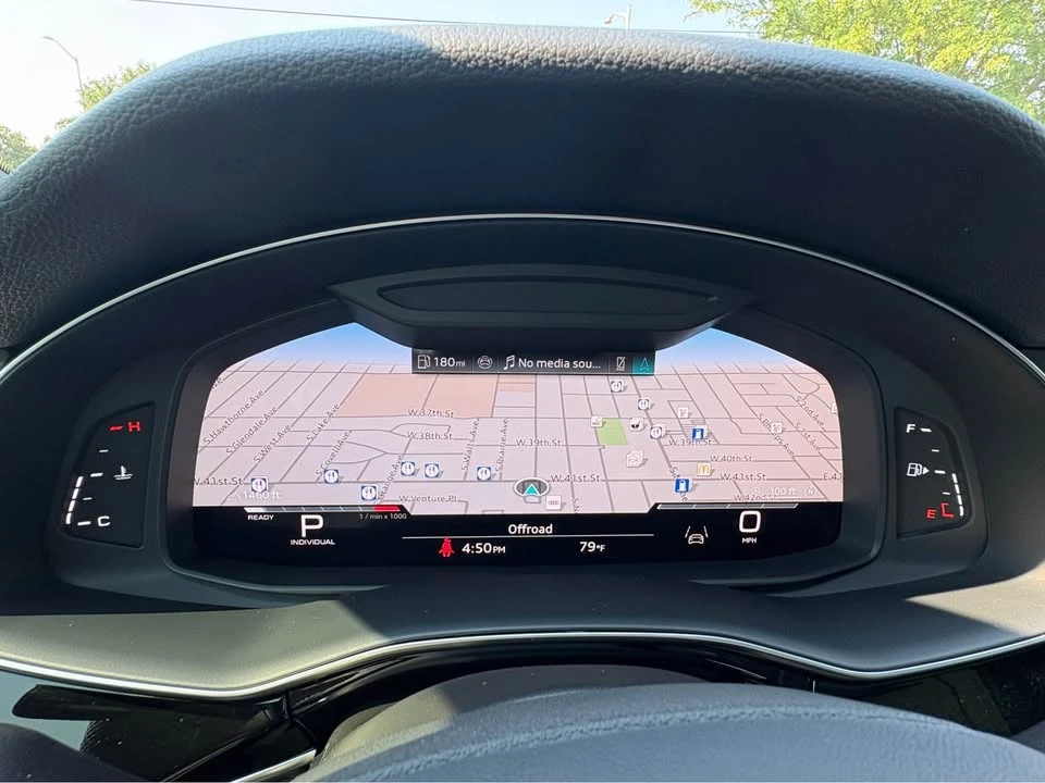 2023 Audi SQ8 - Image 16 of 19