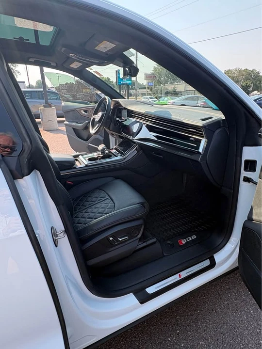 2023 Audi SQ8 - Image 14 of 19