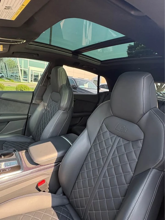 2023 Audi SQ8 - Image 10 of 19