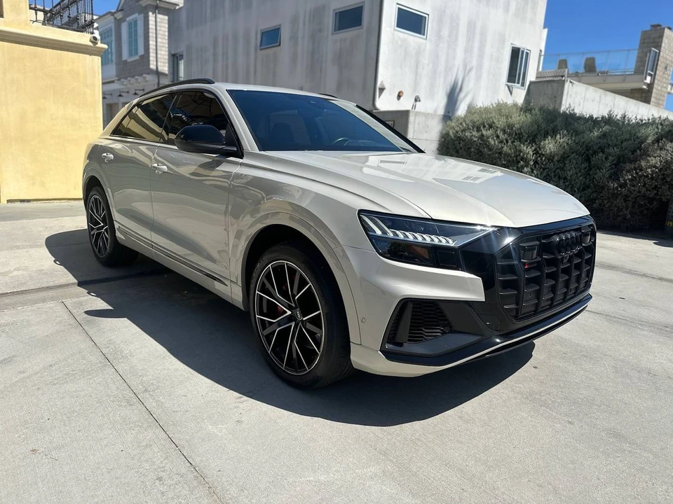 2023 Audi SQ8 - Image 3 of 21