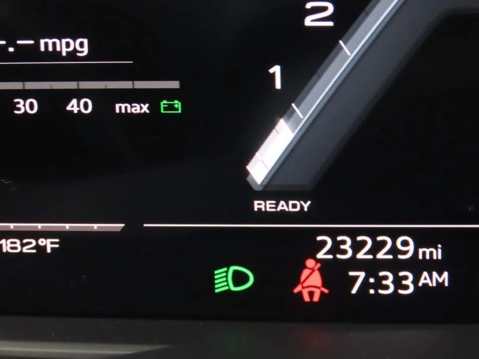 2023 Audi SQ8 - Image 9 of 18