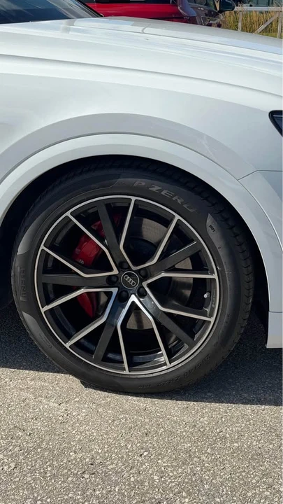 2023 Audi SQ8 - Image 4 of 15