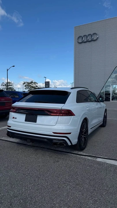 2023 Audi SQ8 - Image 5 of 15