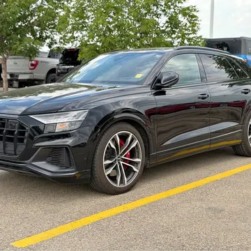 2023 Audi SQ8