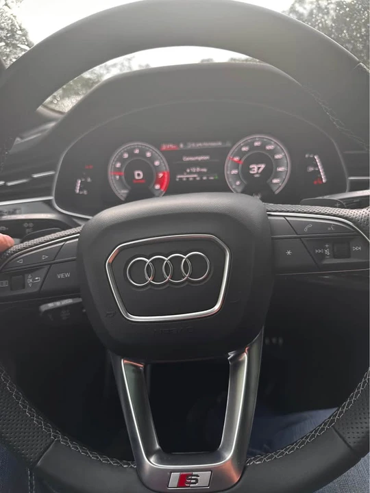 2023 Audi SQ8 - Image 7 of 8
