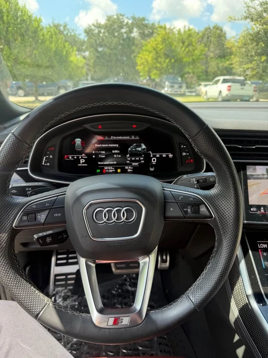 2023 Audi SQ8 - Image 6 of 8