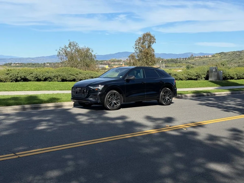2023 Audi SQ8 - Image 3 of 14