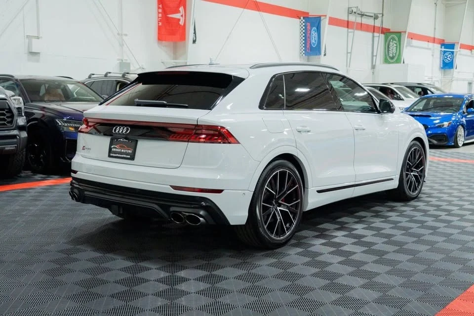 2023 Audi SQ8 - Image 8 of 20