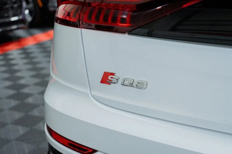2023 Audi SQ8 - Image 9 of 20