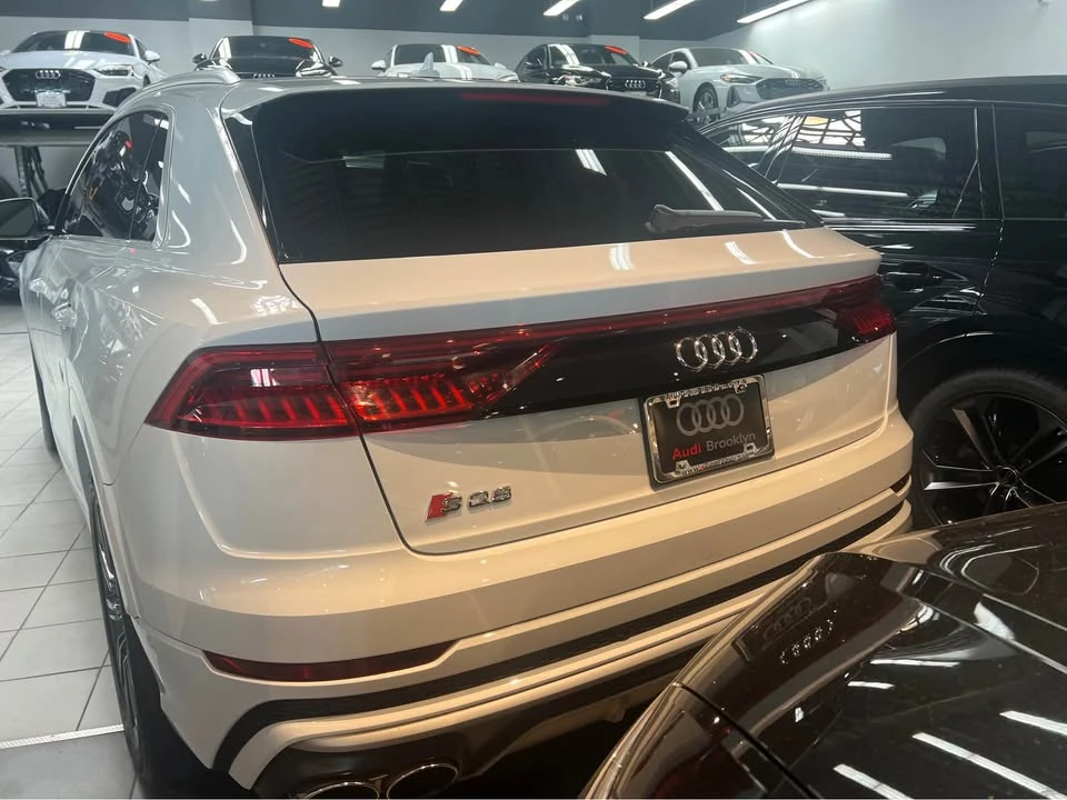 2023 Audi SQ8 - Image 5 of 8