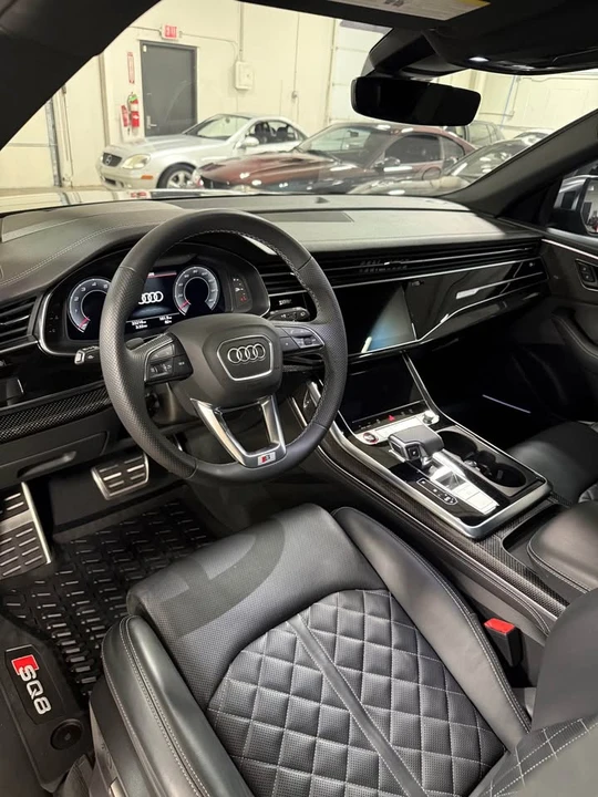 2023 Audi SQ8 - Image 9 of 20