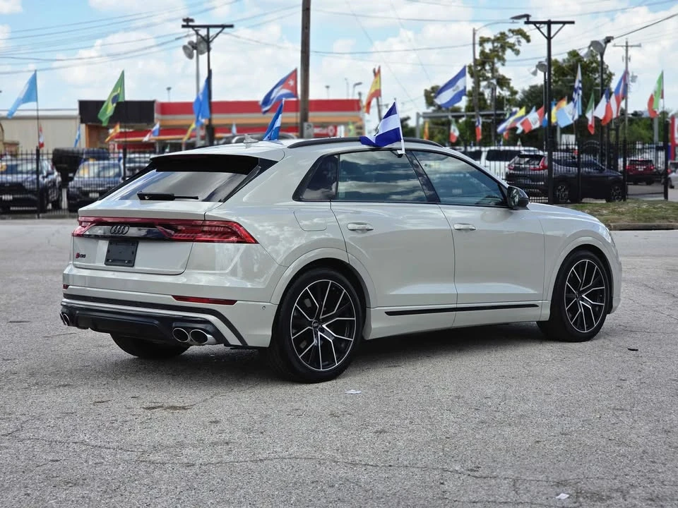 2023 Audi SQ8 - Image 2 of 11