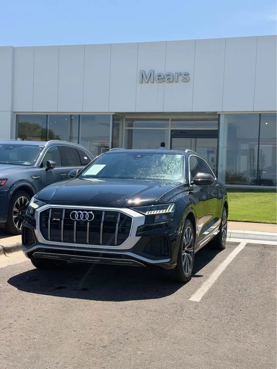 2023 Audi SQ8 - Image 2 of 18