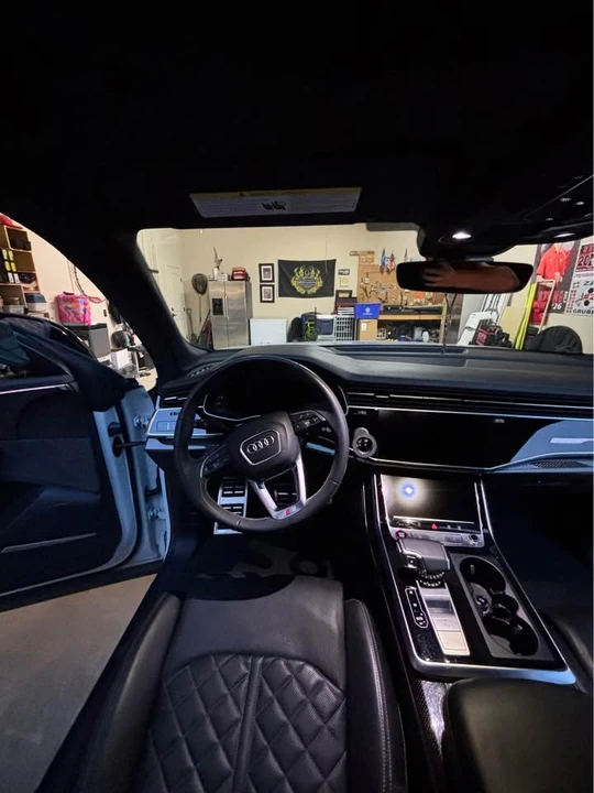 2023 Audi SQ8 - Image 3 of 15