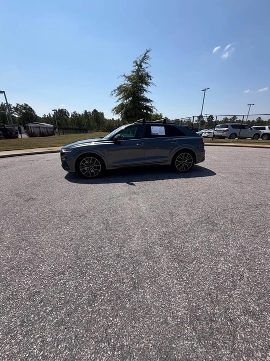 2023 Audi SQ8 - Image 3 of 15
