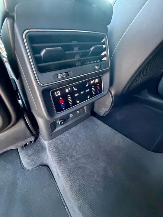 2023 Audi SQ8 - Image 12 of 15