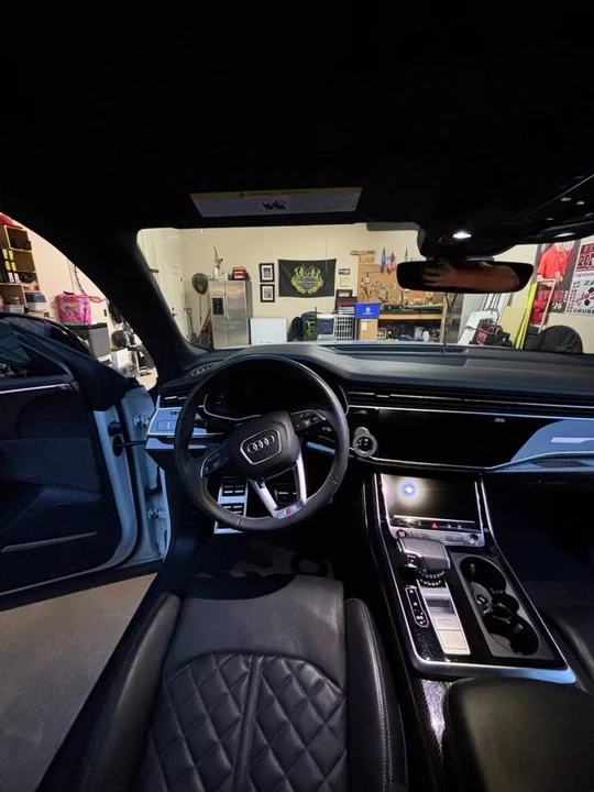 2023 Audi SQ8 - Image 14 of 20