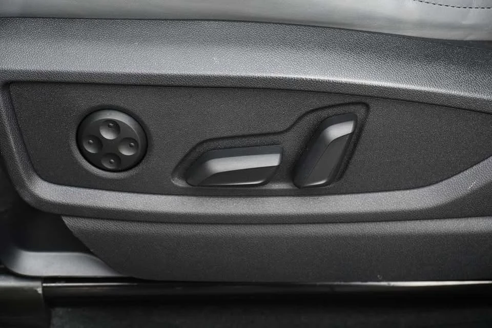 2023 Audi FY SQ5 - Image 15 of 20
