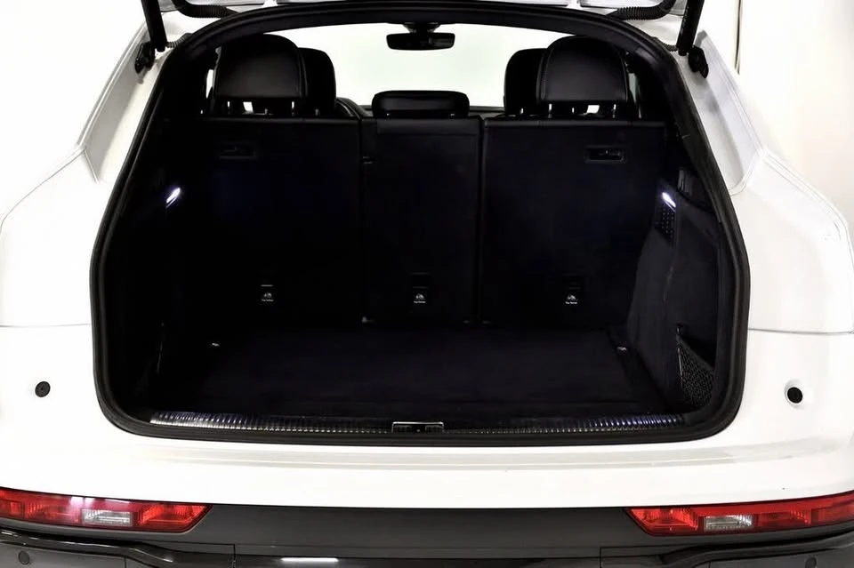 2023 Audi FY SQ5 - Image 10 of 20