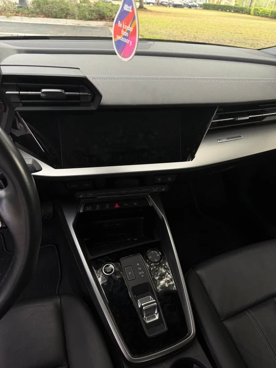2023 Audi 8Y A3 - Image 10 of 11