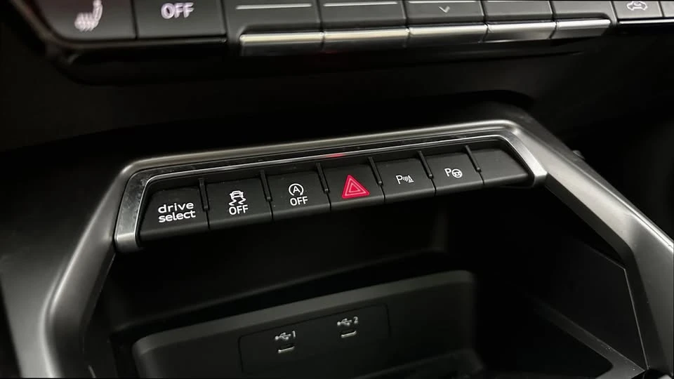 2023 Audi 8Y A3 - Image 16 of 18