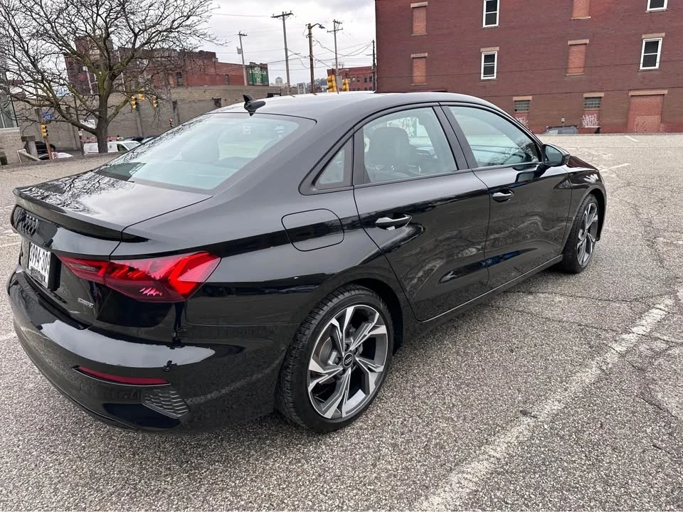 2023 Audi 8Y A3 - Image 3 of 3