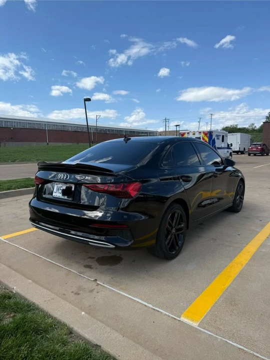 2023 Audi 8Y A3 - Image 3 of 8