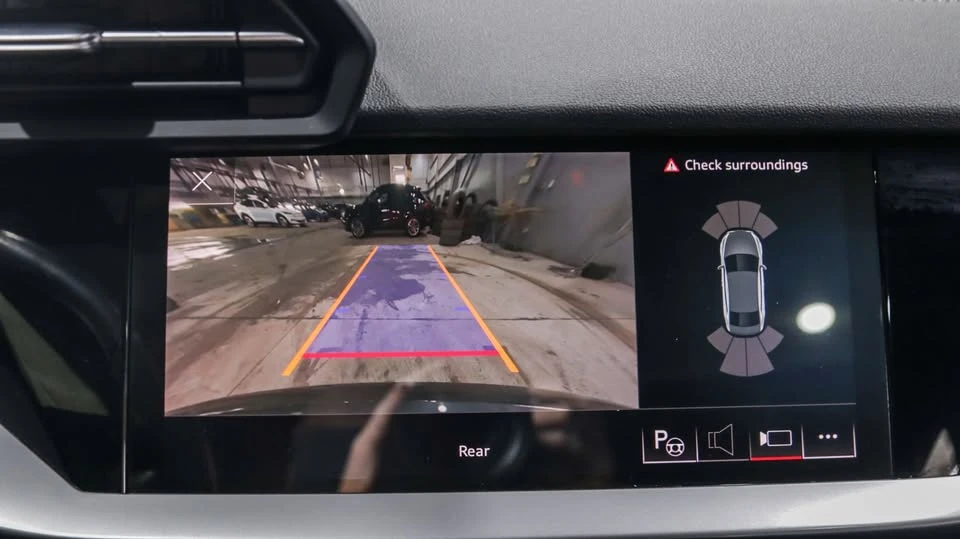 2023 Audi 8Y A3 - Image 10 of 11
