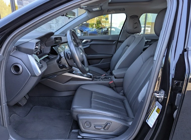 2023 Audi 8Y A3 - Image 7 of 9