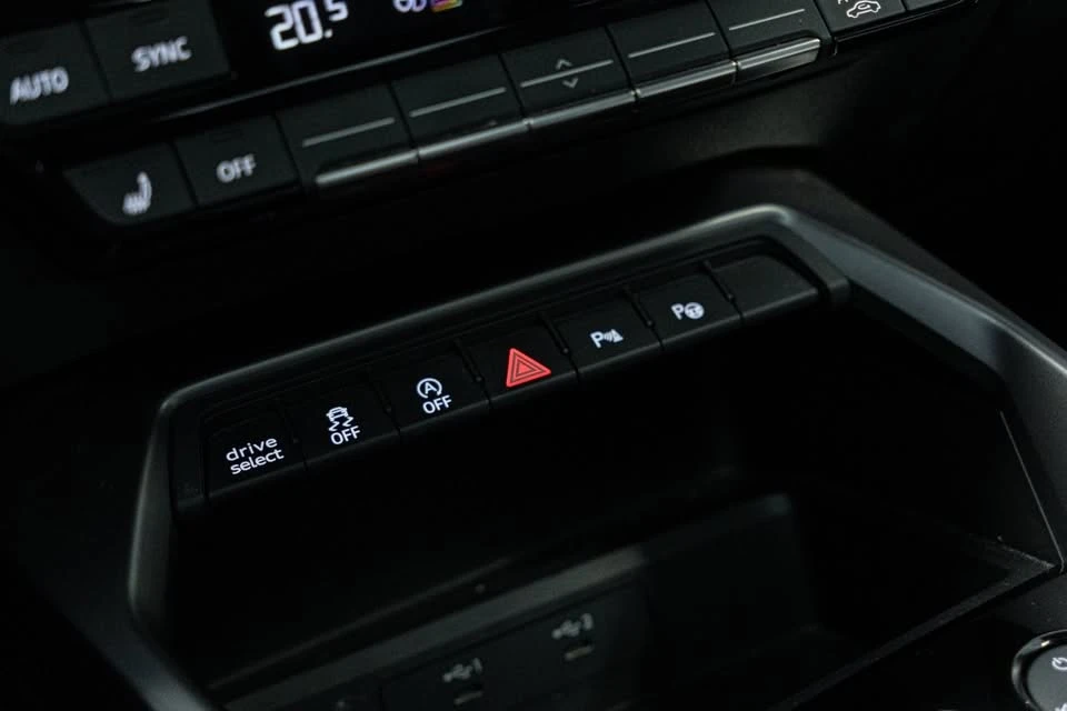2023 Audi 8Y A3 - Image 17 of 20