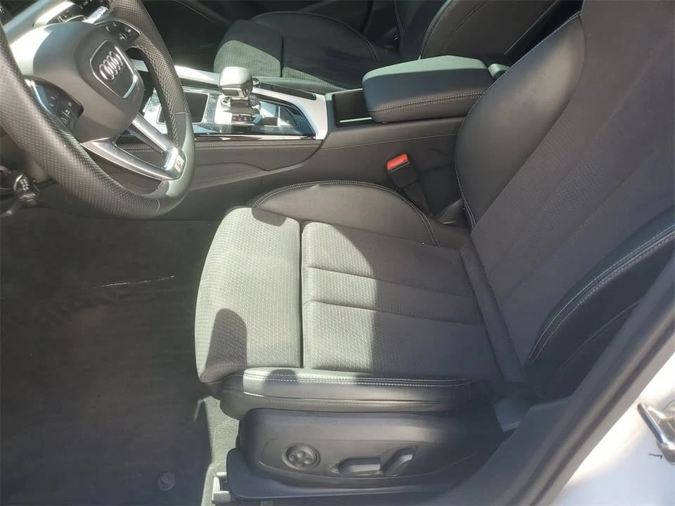 2023 Audi B9 A4 - Image 16 of 20