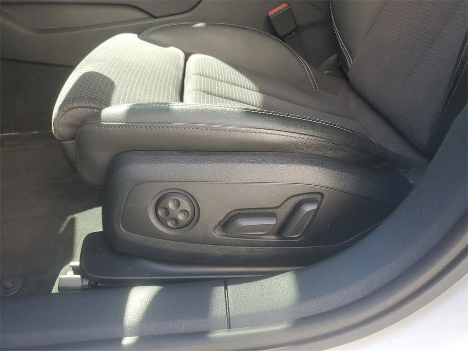 2023 Audi B9 A4 - Image 17 of 20