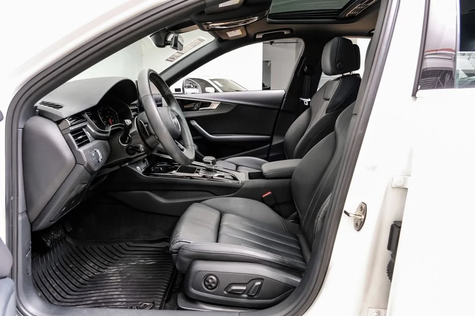 2023 Audi B9 A4 - Image 4 of 17