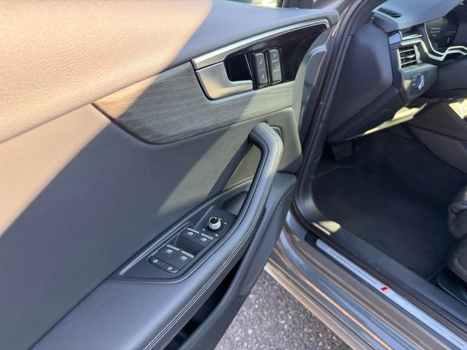 2023 Audi B9 A4 - Image 8 of 11