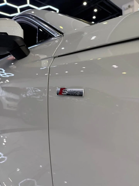 2023 Audi B9 A4 - Image 3 of 7