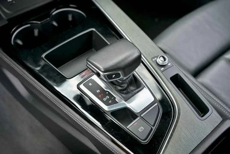 2023 Audi B9 A4 - Image 13 of 20