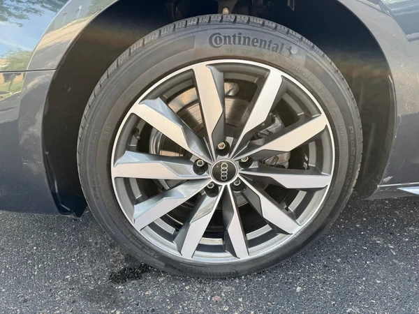 2023 Audi B9 A4 - Image 6 of 17