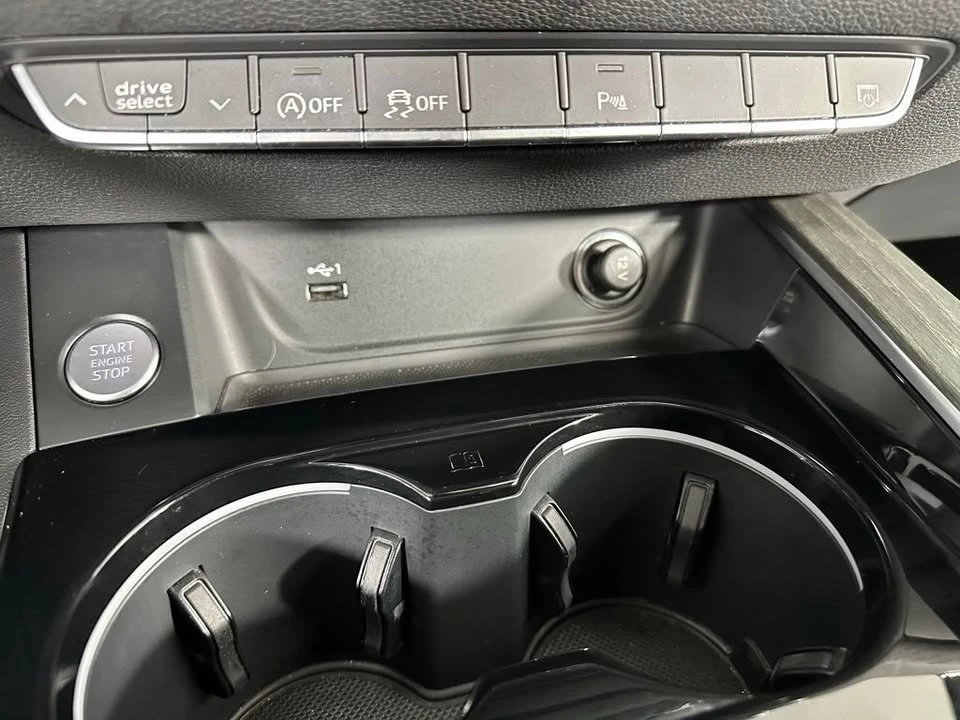 2023 Audi B9 A4 - Image 9 of 17
