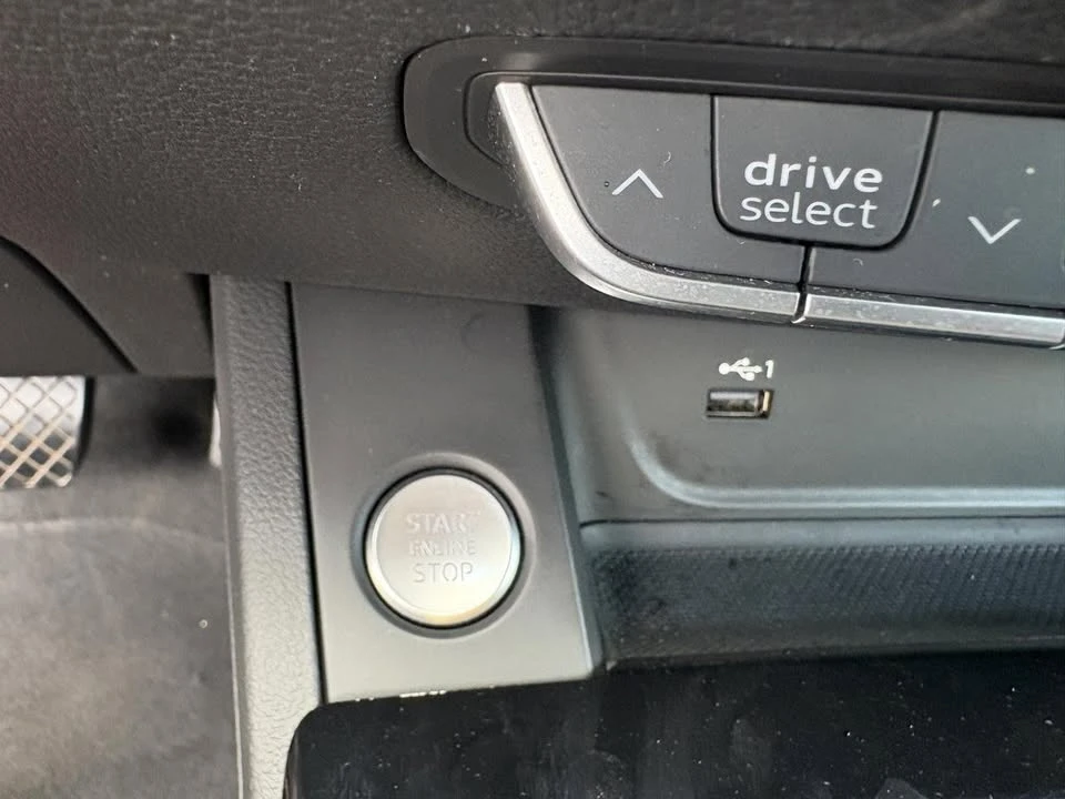 2023 Audi B9 A4 - Image 12 of 18