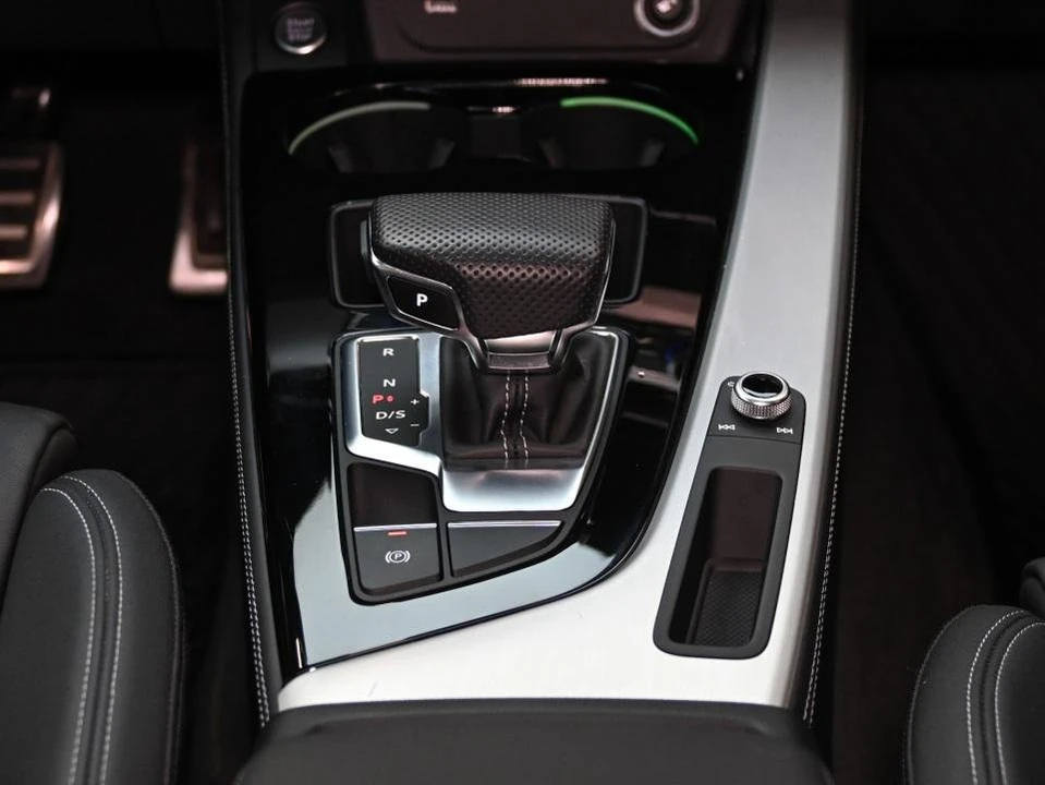 2023 Audi B9 A4 - Image 17 of 20