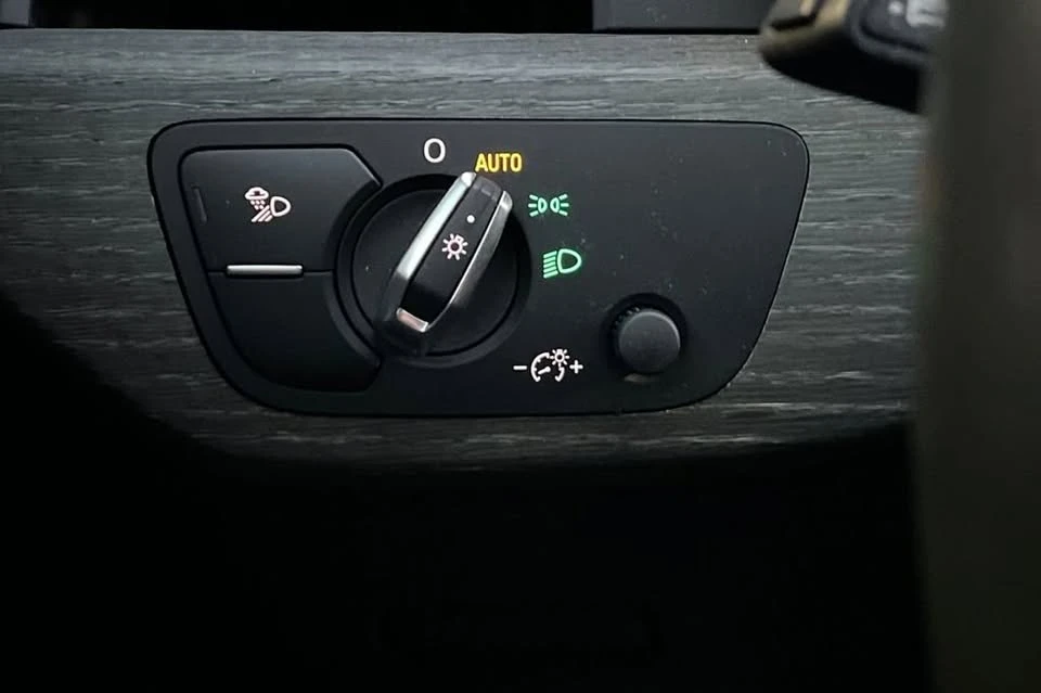 2023 Audi B9 A4 - Image 18 of 20