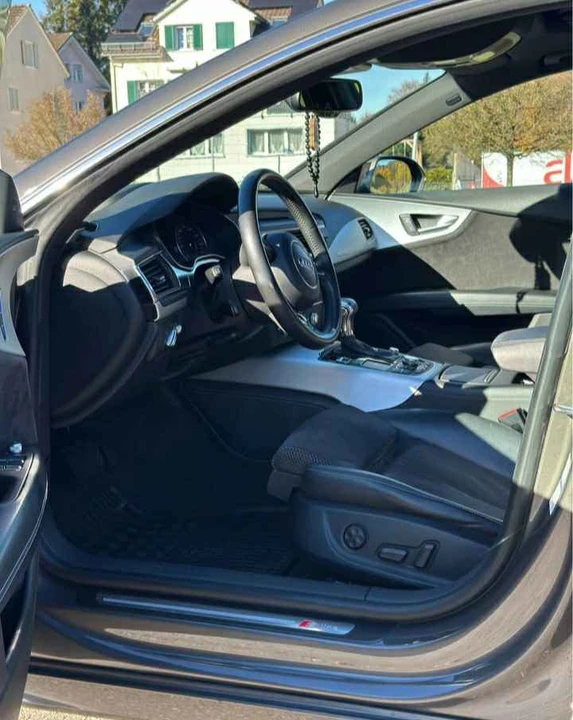 2023 Audi C8 A7 - Image 8 of 9