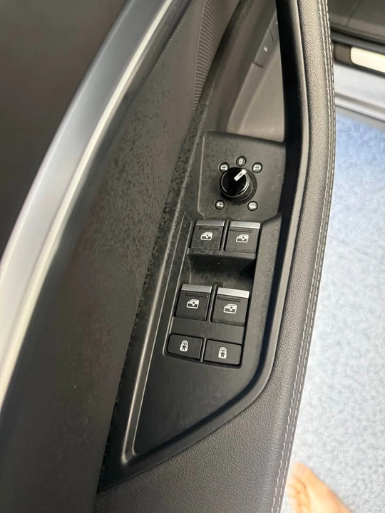 2023 Audi e-tron - Image 3 of 17