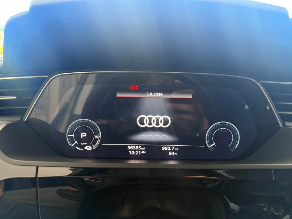 2023 Audi e-tron - Image 5 of 17