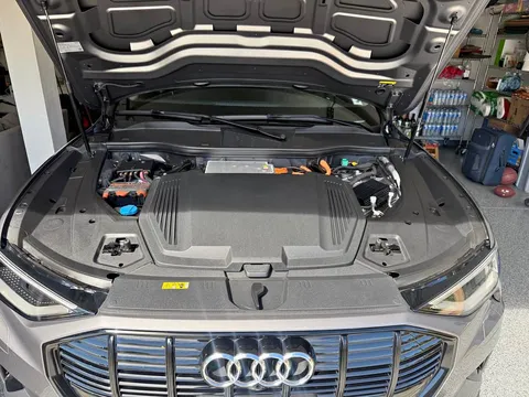 2023 Audi e-tron Chronos Sport Utility 4D