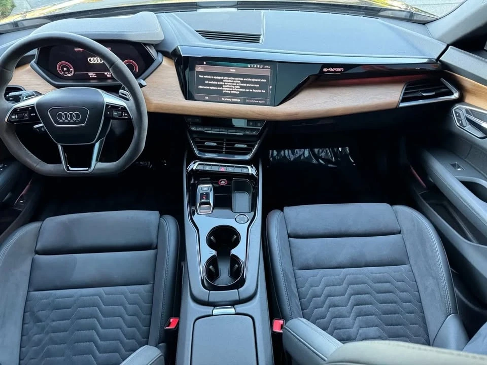 2023 Audi e-tron GT - Image 19 of 20