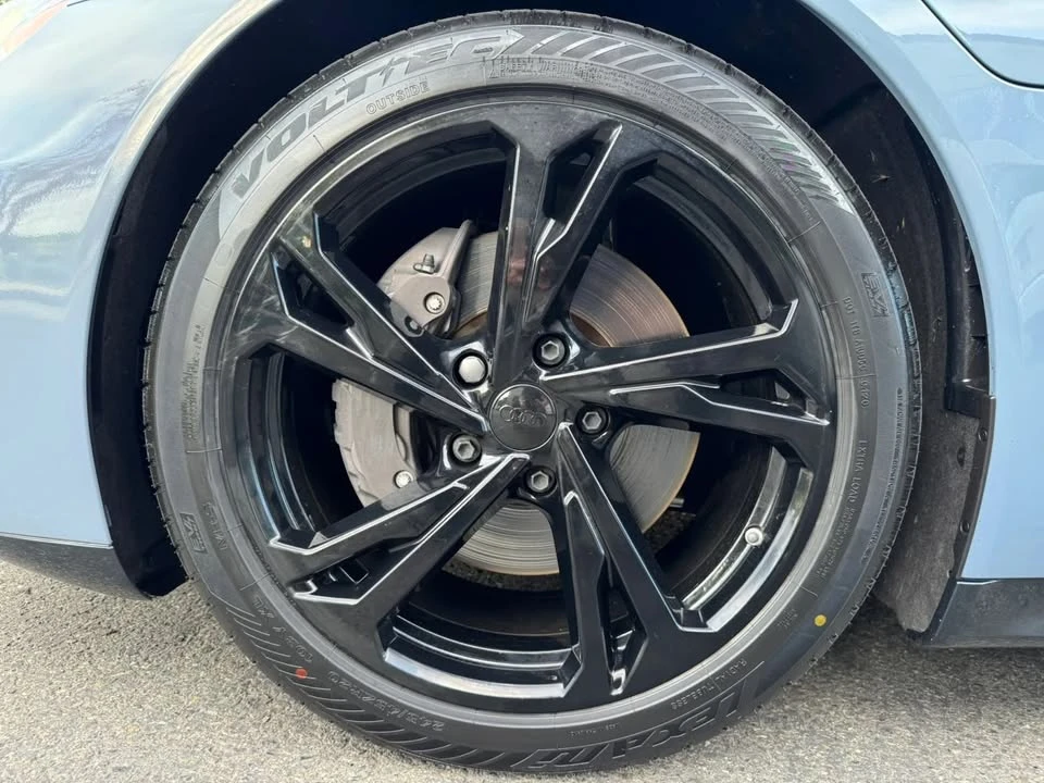 2023 Audi e-tron GT - Image 17 of 20