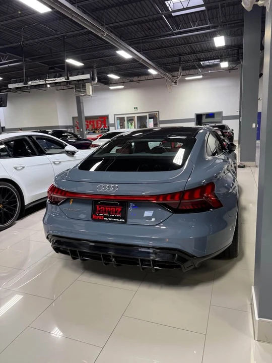 2023 Audi e-tron GT - Image 3 of 9
